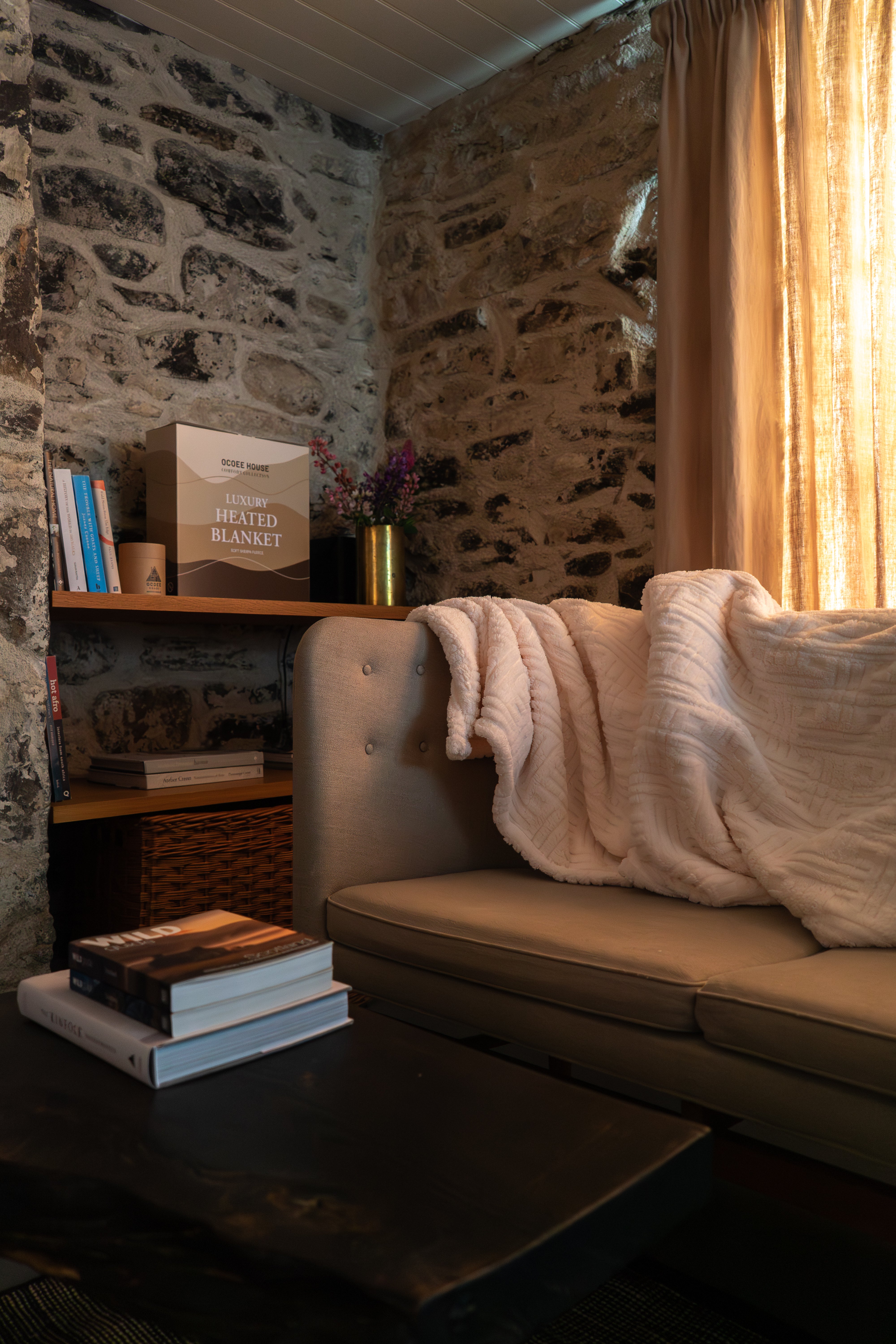 Luxury Heated Blanket - 180x160cm King Size Sherpa | Ocoee House