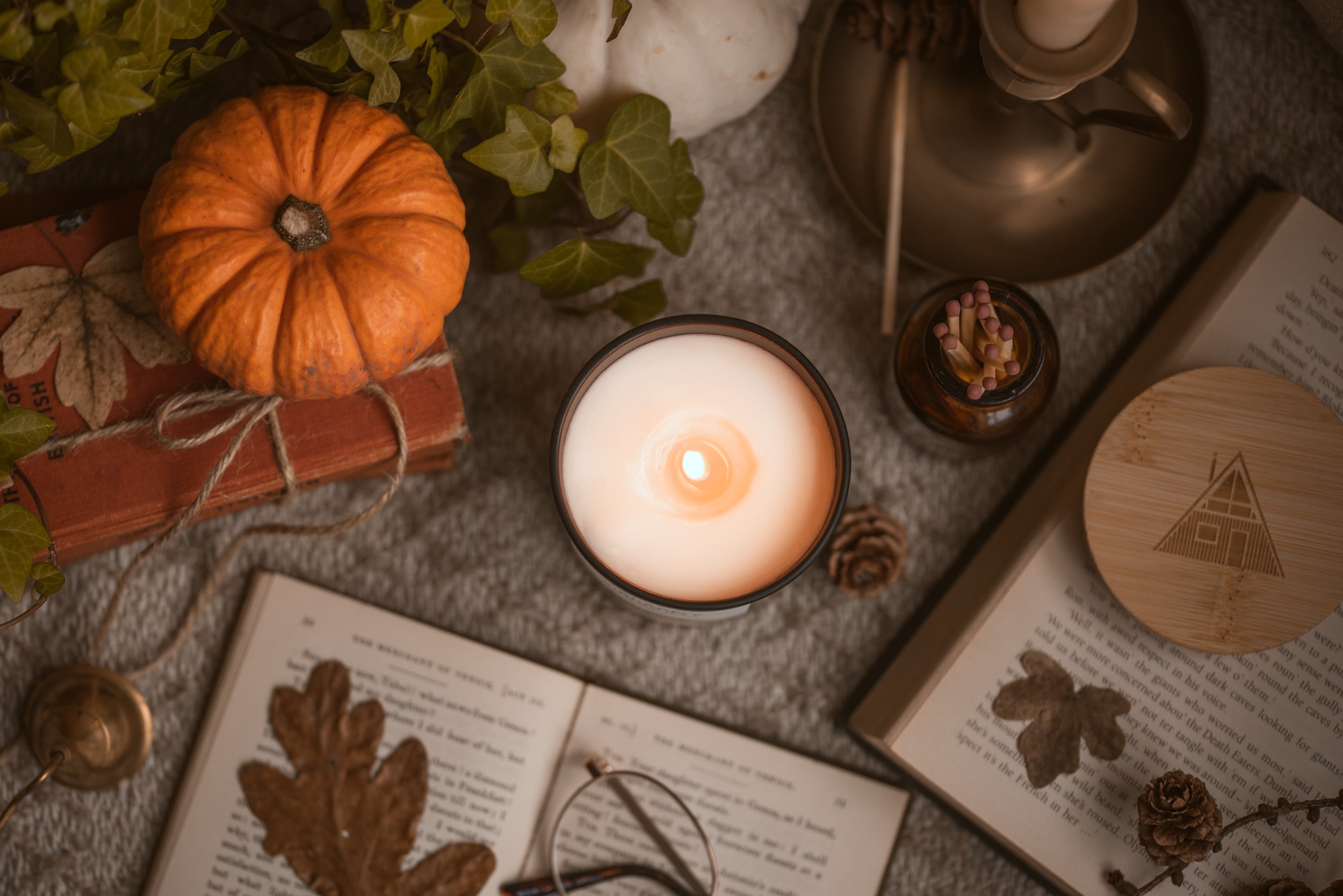 Black Currants - 450g - Organic & Vegan Scented Candles | Ocoee House